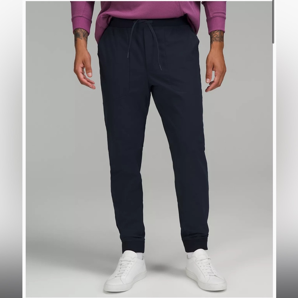 Lululemon ABC joggers size L